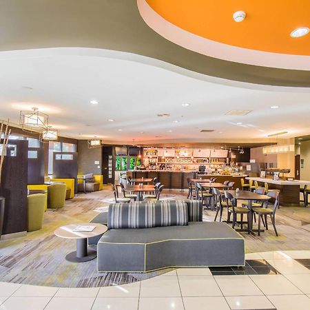 Courtyard By Marriott Мърсед Екстериор снимка